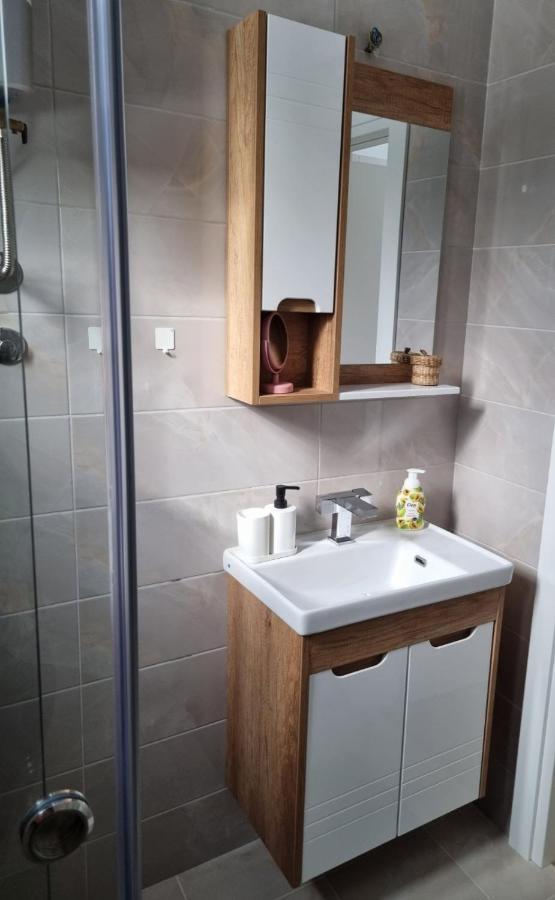 Apartman Nana Divcibare Appartement Buitenkant foto